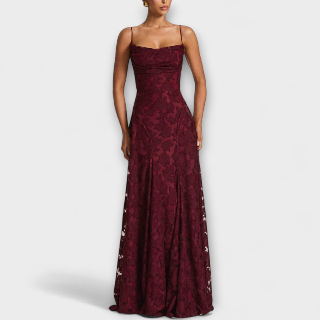 Kairi - Robe Maxi Élégante avec Dentelle Florale et Bretelles Spaghetti