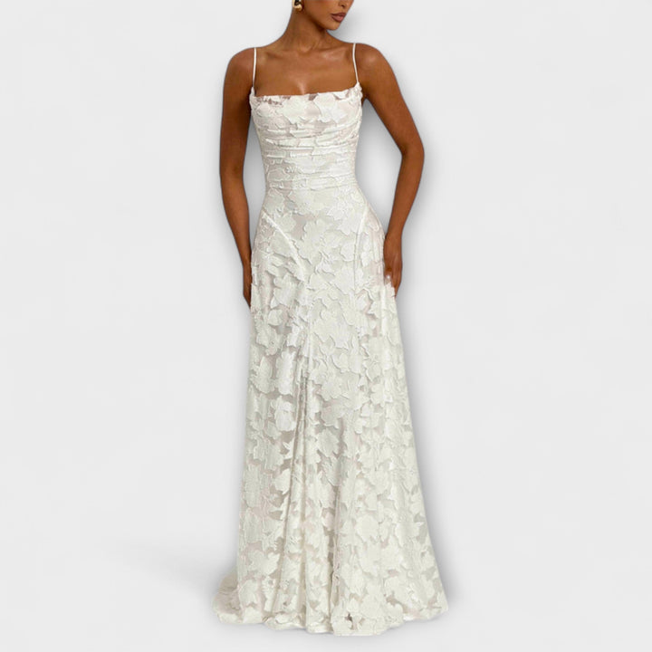Kairi - Robe Maxi Élégante avec Dentelle Florale et Bretelles Spaghetti