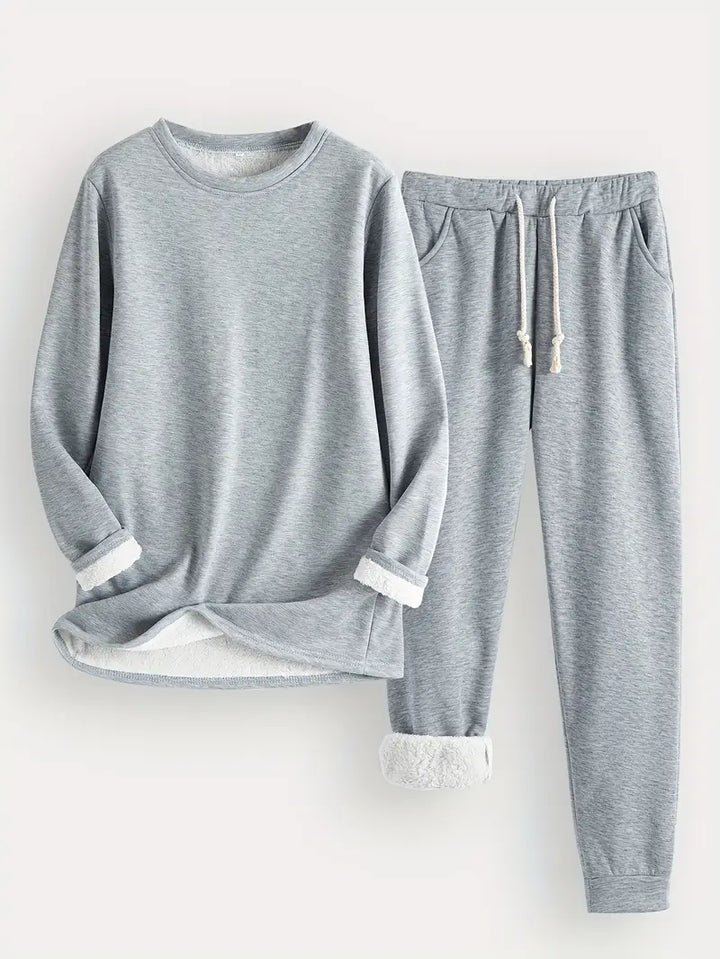 Noellee - Comfortable Lounge Set