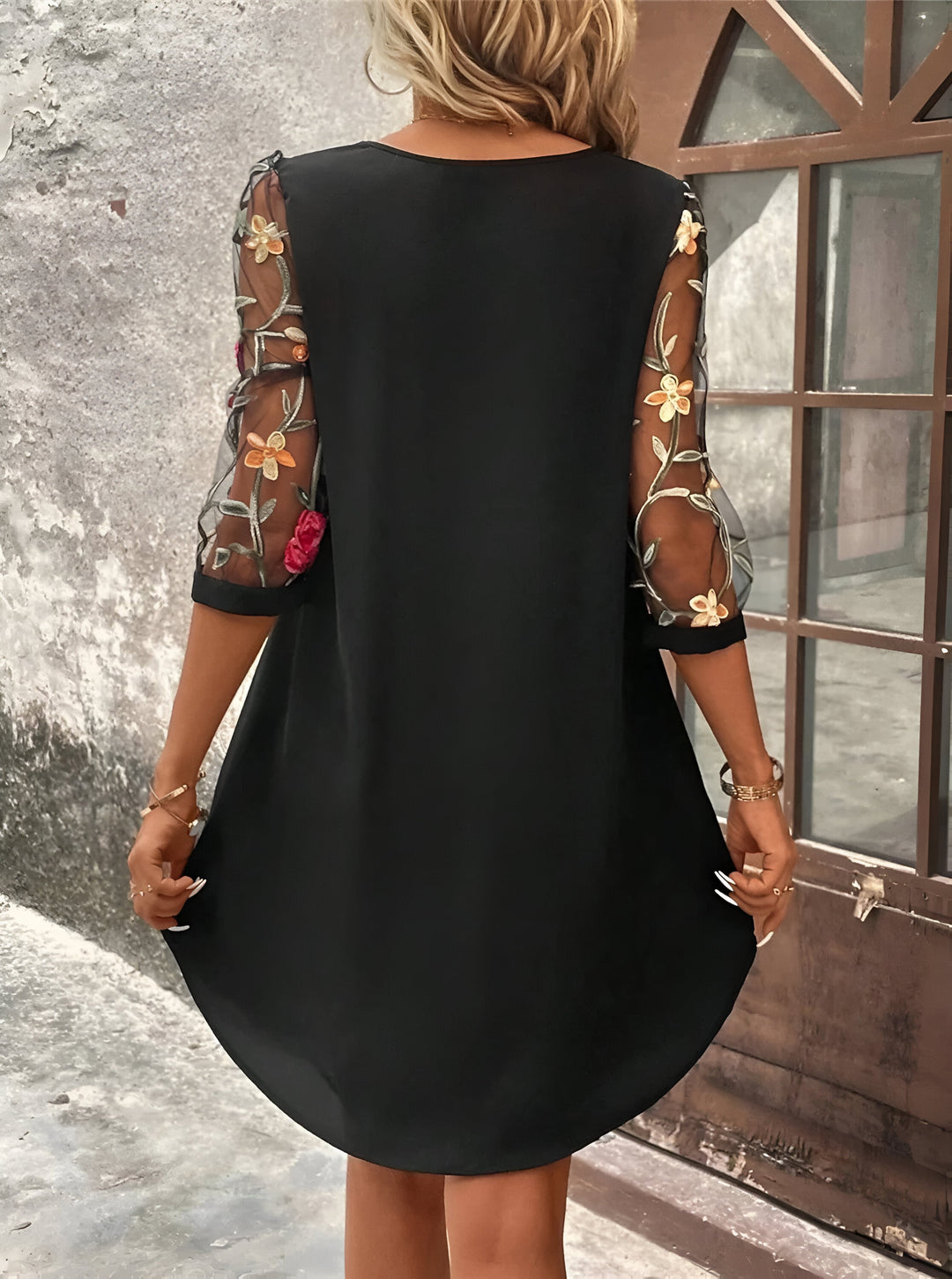 Charlotte™ | Élégante robe d'été à manches décoratives